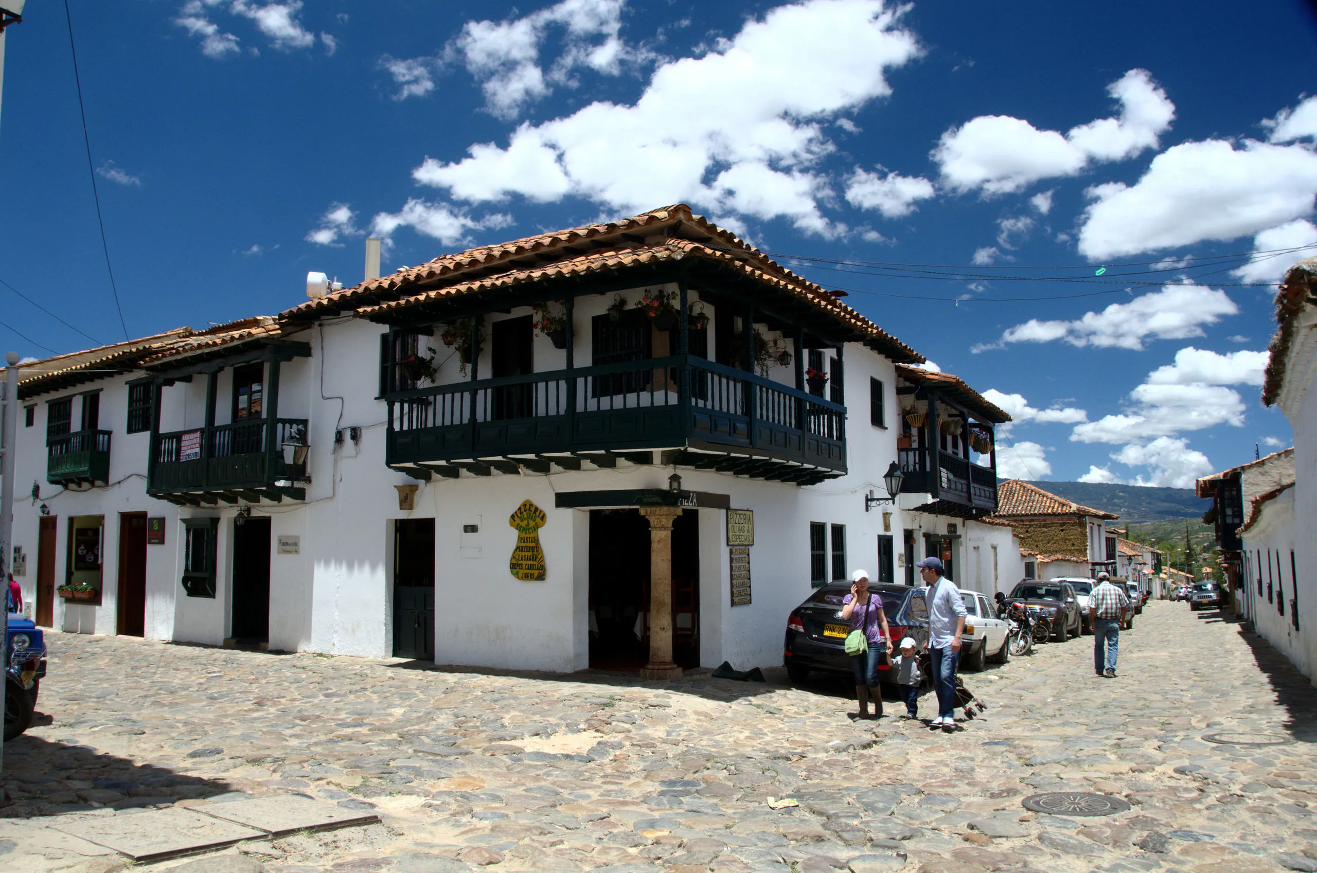 fachada de casa en villa de leyva