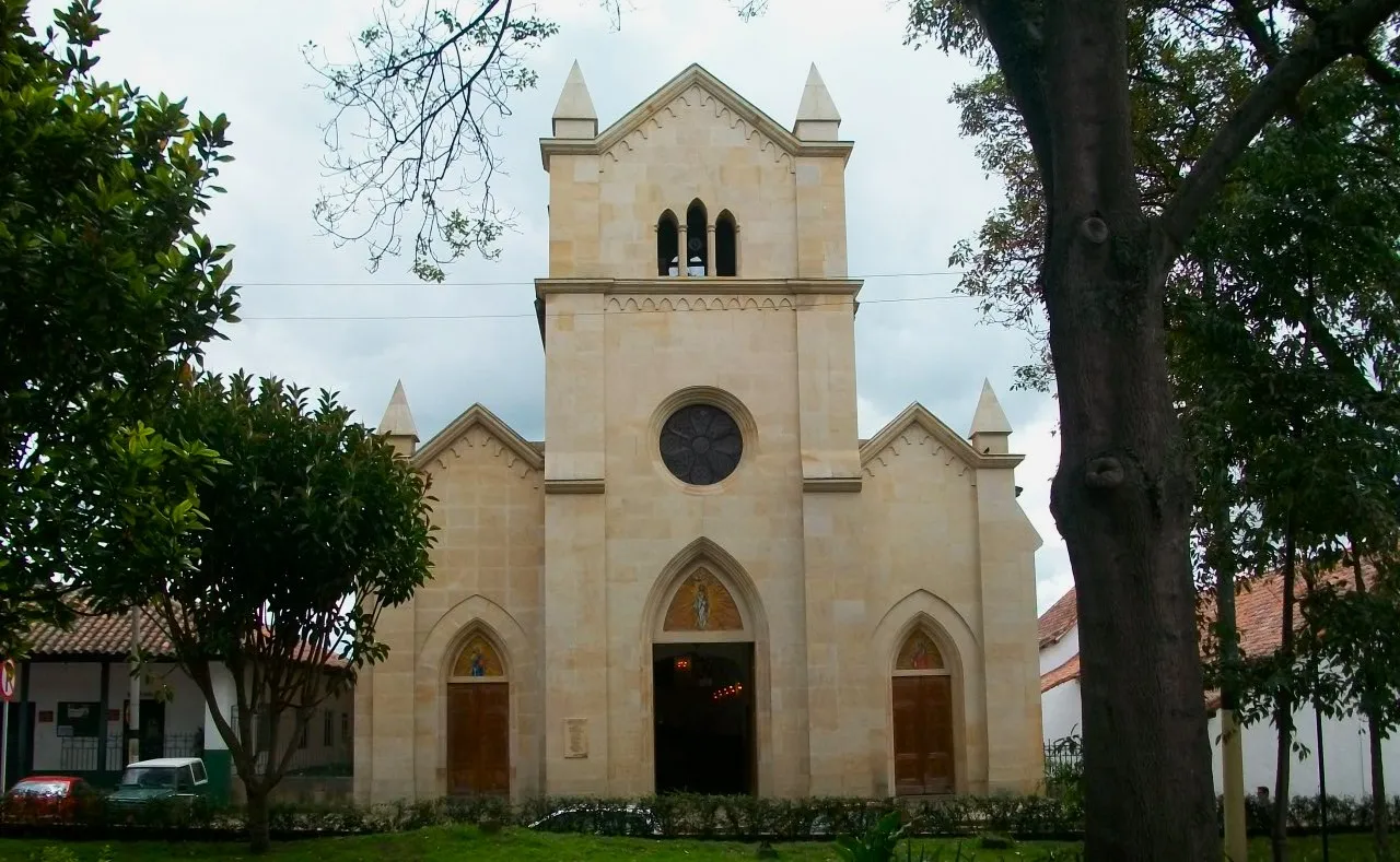 iglesia santiago apostol